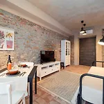 Green Lodge Apartment *