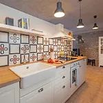 Green Lodge Apartment *