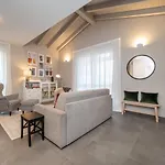 Green Lodge Apartment