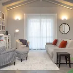 Green Lodge *