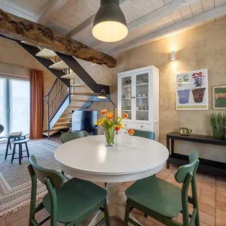 Green Lodge アパート *