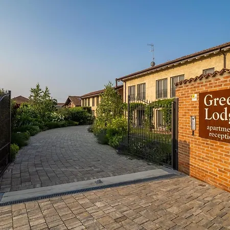 Green Lodge Шале Cressa
