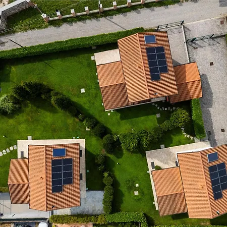 Green Lodge * Cressa